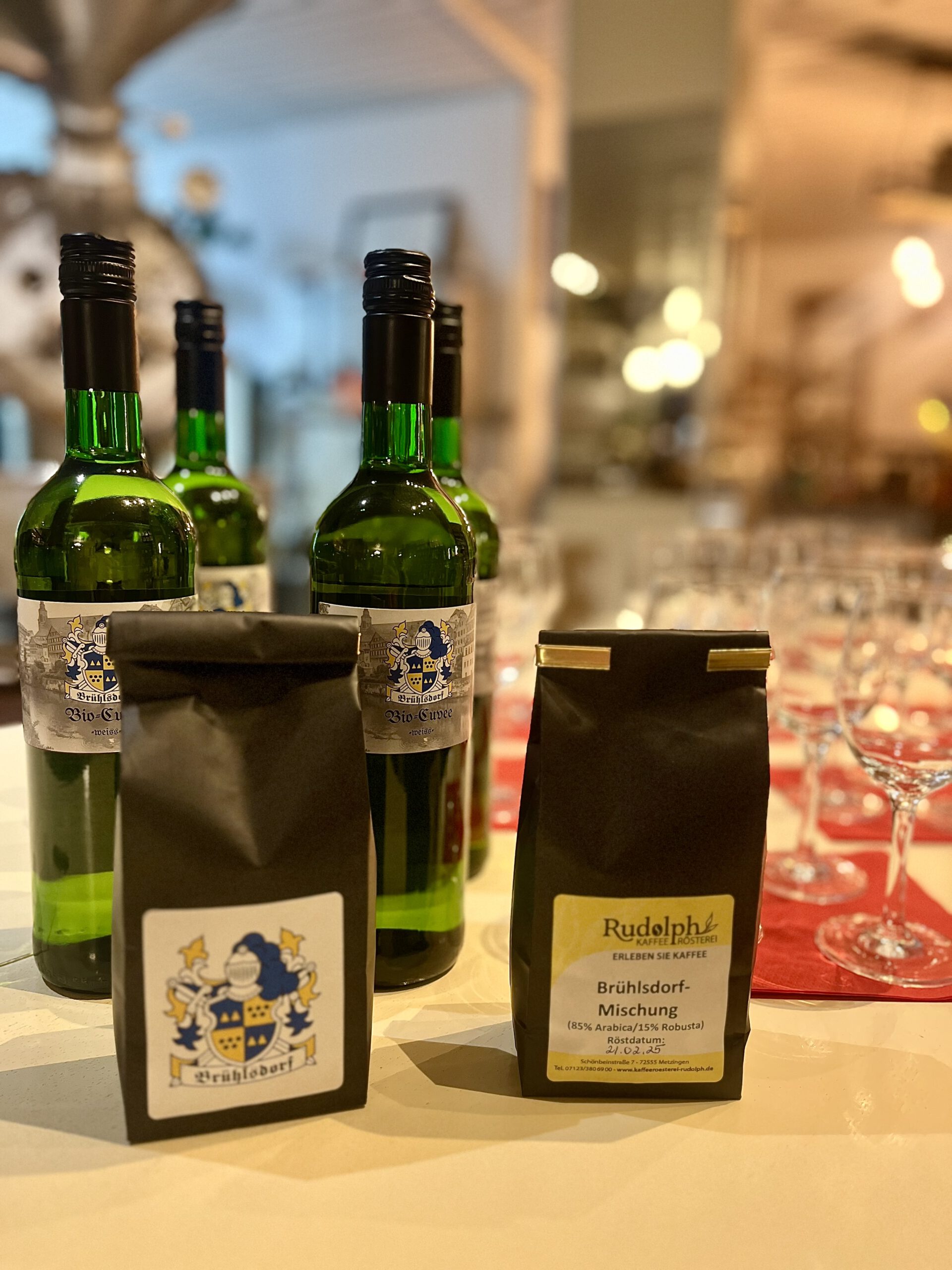 Brühlsdorf Kaffee und Brühlsdorf Bioweißer (c) Walther